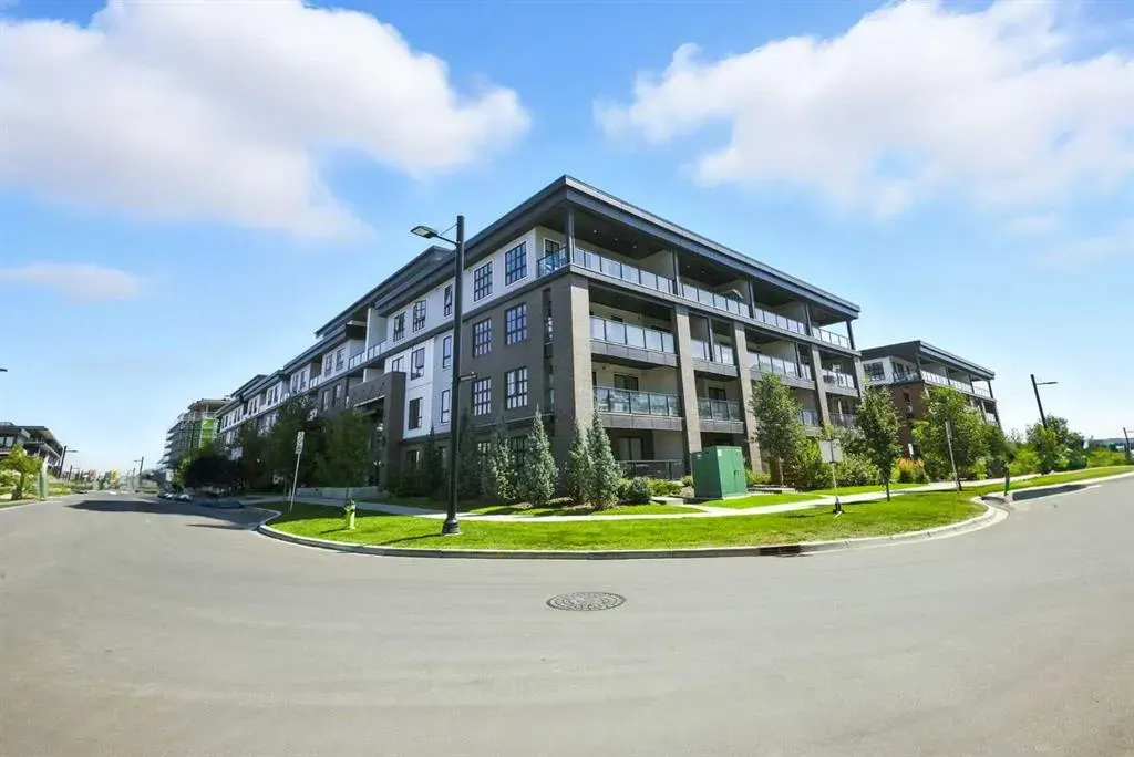 4275 Norford Avenue NW, #419