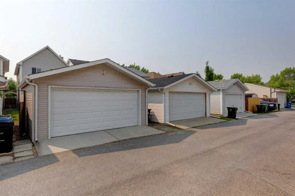 129 Prestwick Park SE