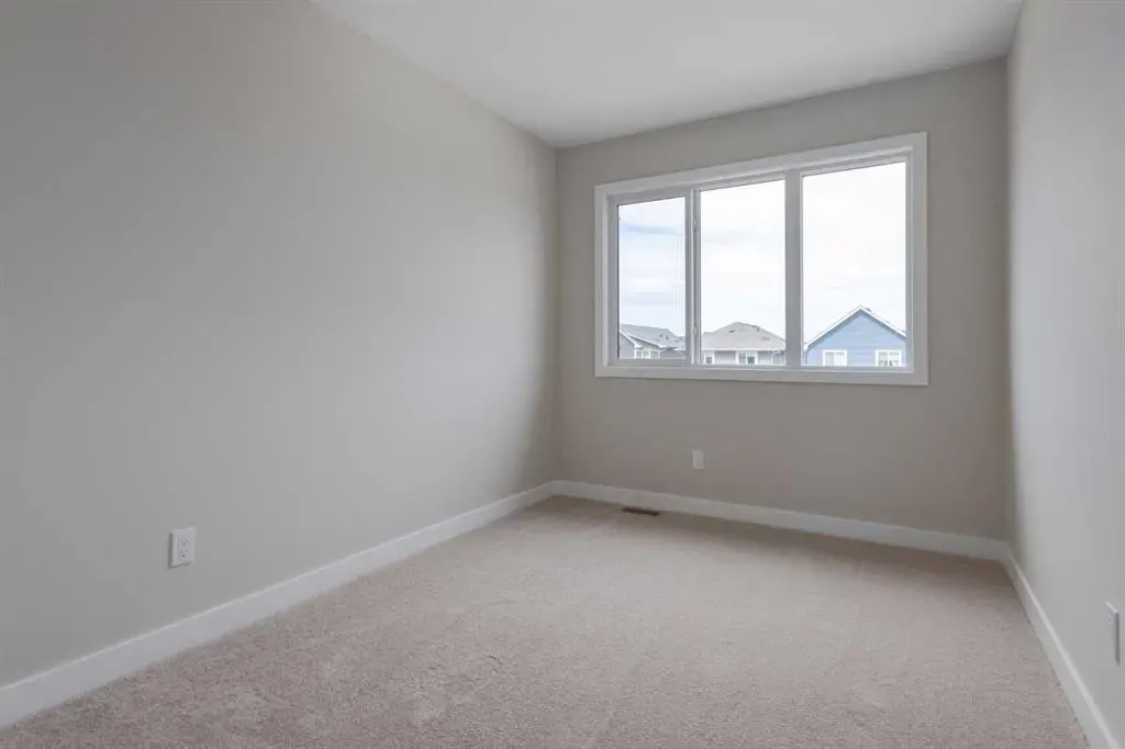 261 Cobblestone Gate