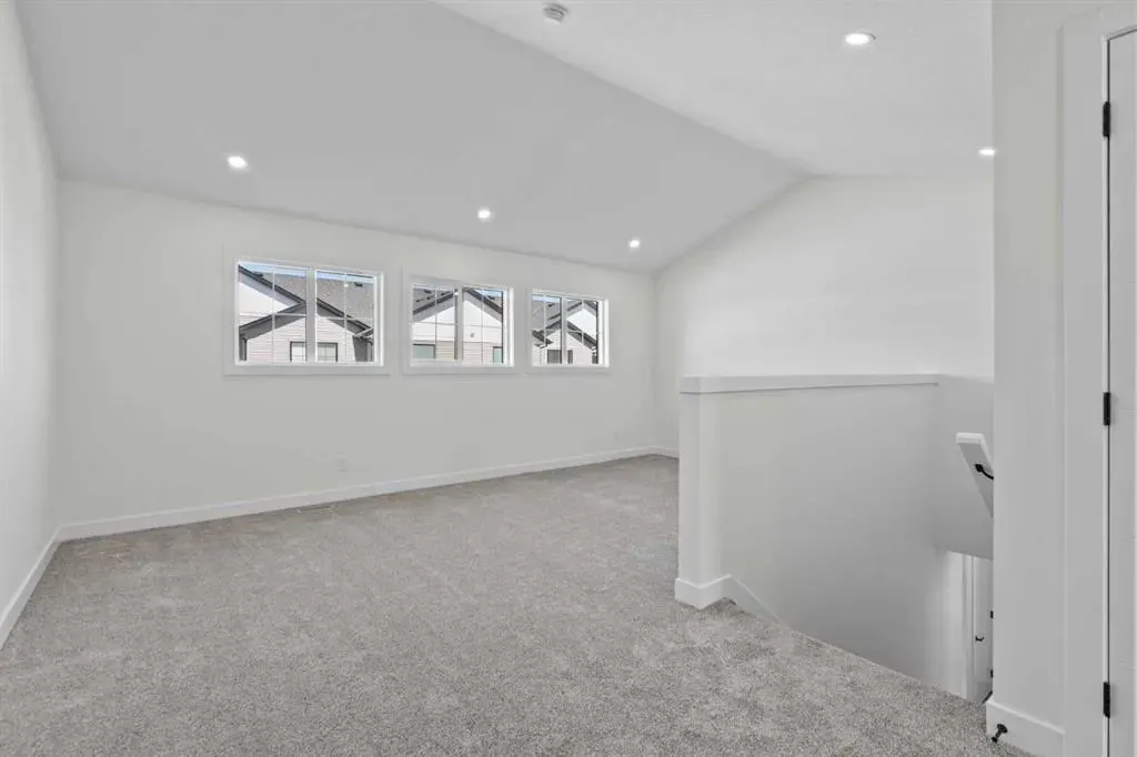 201 Cooperswood Green SW, #1004