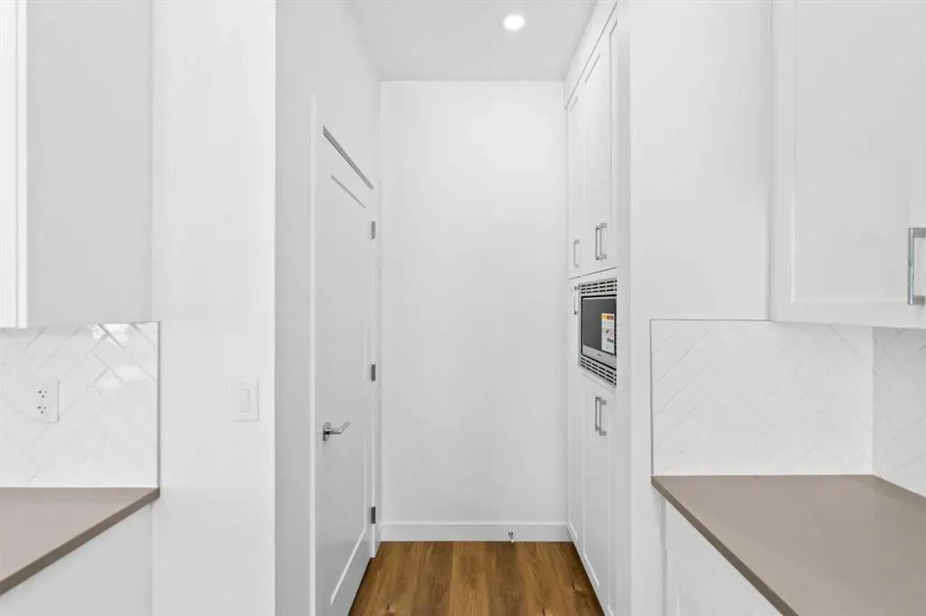 201 Cooperswood Green SW, #1003