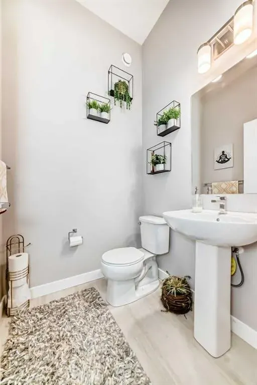 605 Evanston Link NW