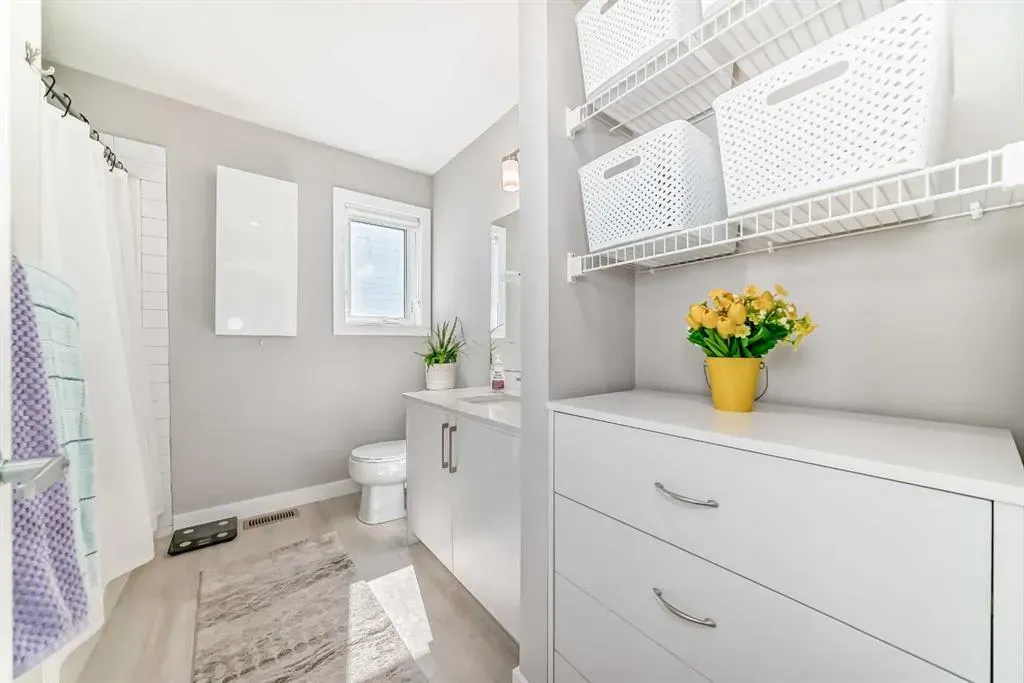 605 Evanston Link NW