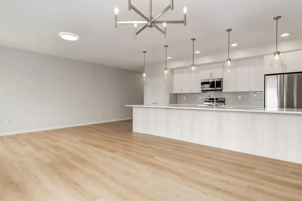 550 Belmont Street SW, #3204