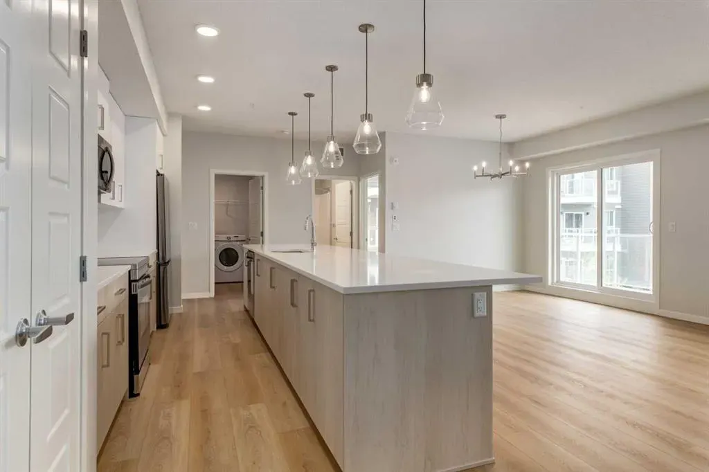 550 Belmont Street SW, #3204