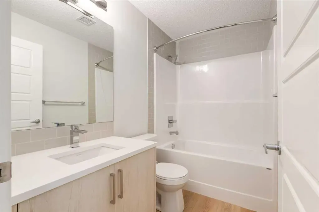 550 Belmont Street SW, #3204
