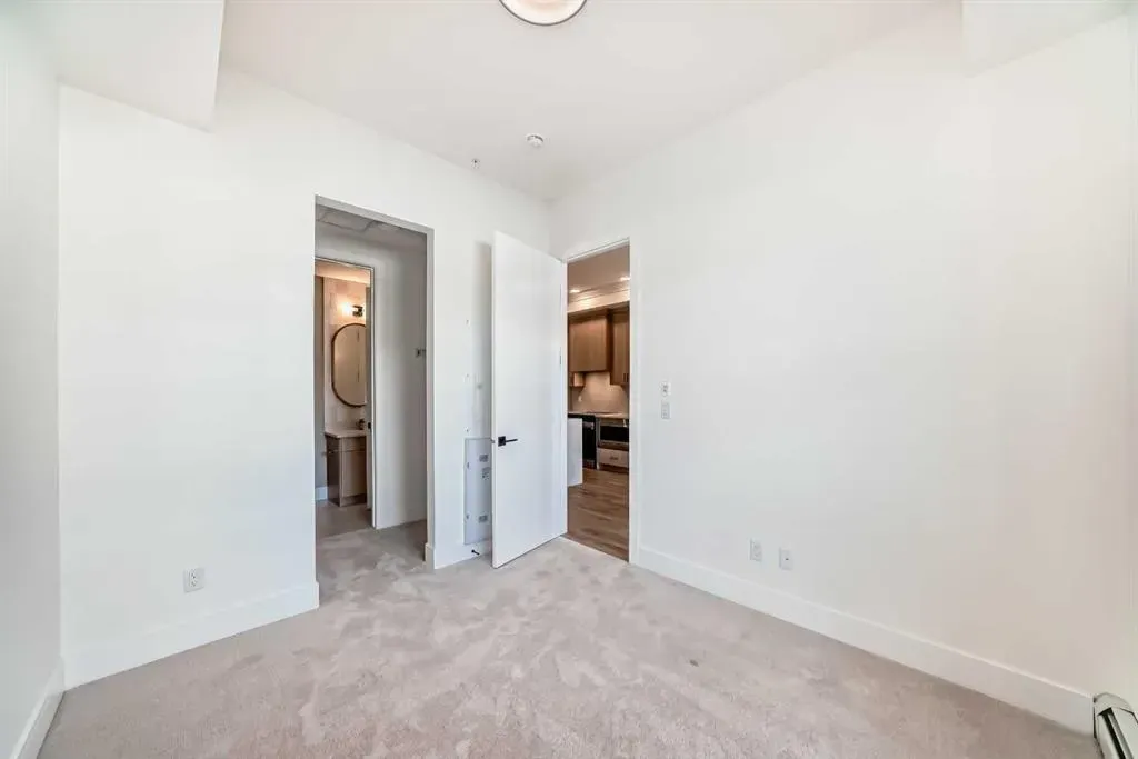 4270 Norford Avenue NW, #1116