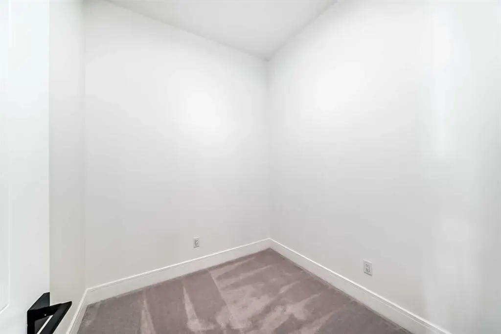 4270 Norford Avenue NW, #1116