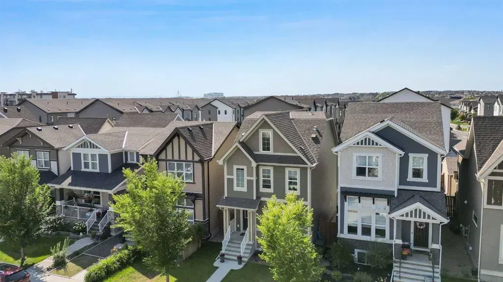 63 Masters Manor SE