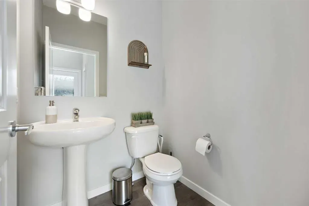 63 Masters Manor SE