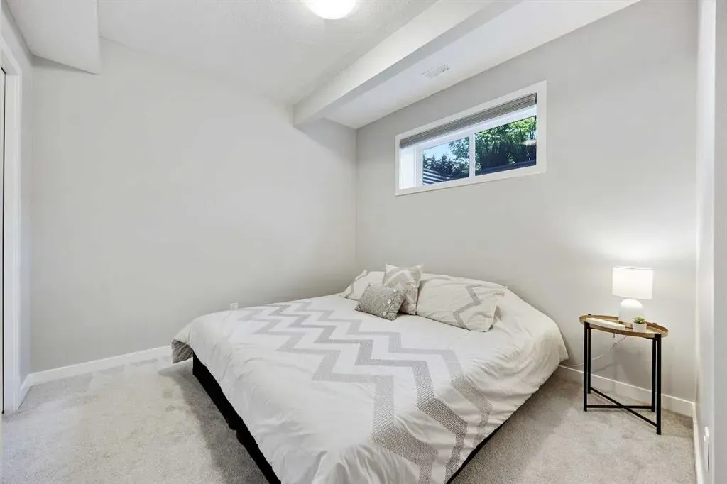 63 Masters Manor SE