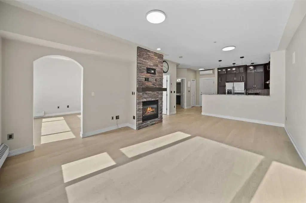 35 INGLEWOOD Park SE, #611
