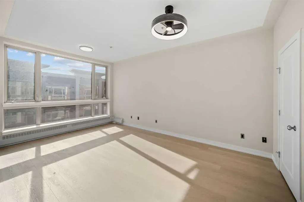 35 INGLEWOOD Park SE, #611