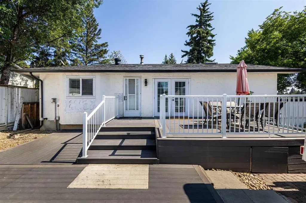 9427 Palliser Place SW