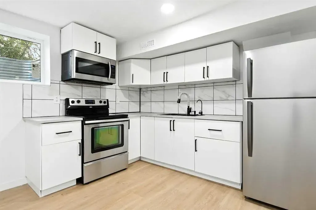 3 Stanhope Avenue