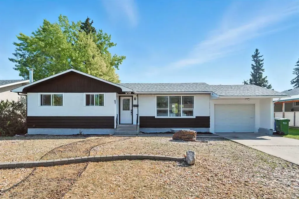 3 Stanhope Avenue