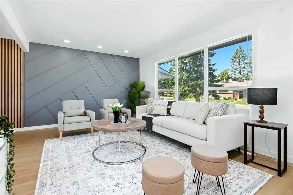3 Stanhope Avenue