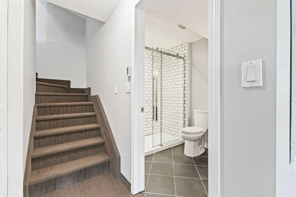 30 Spring Mews SW