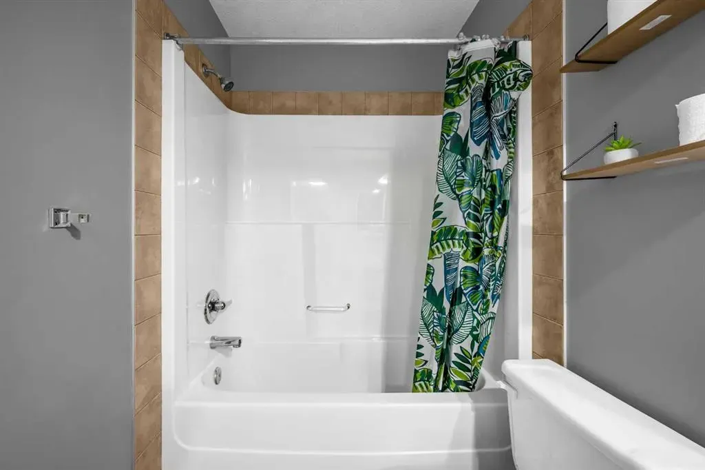 201 Morningside Gardens SW