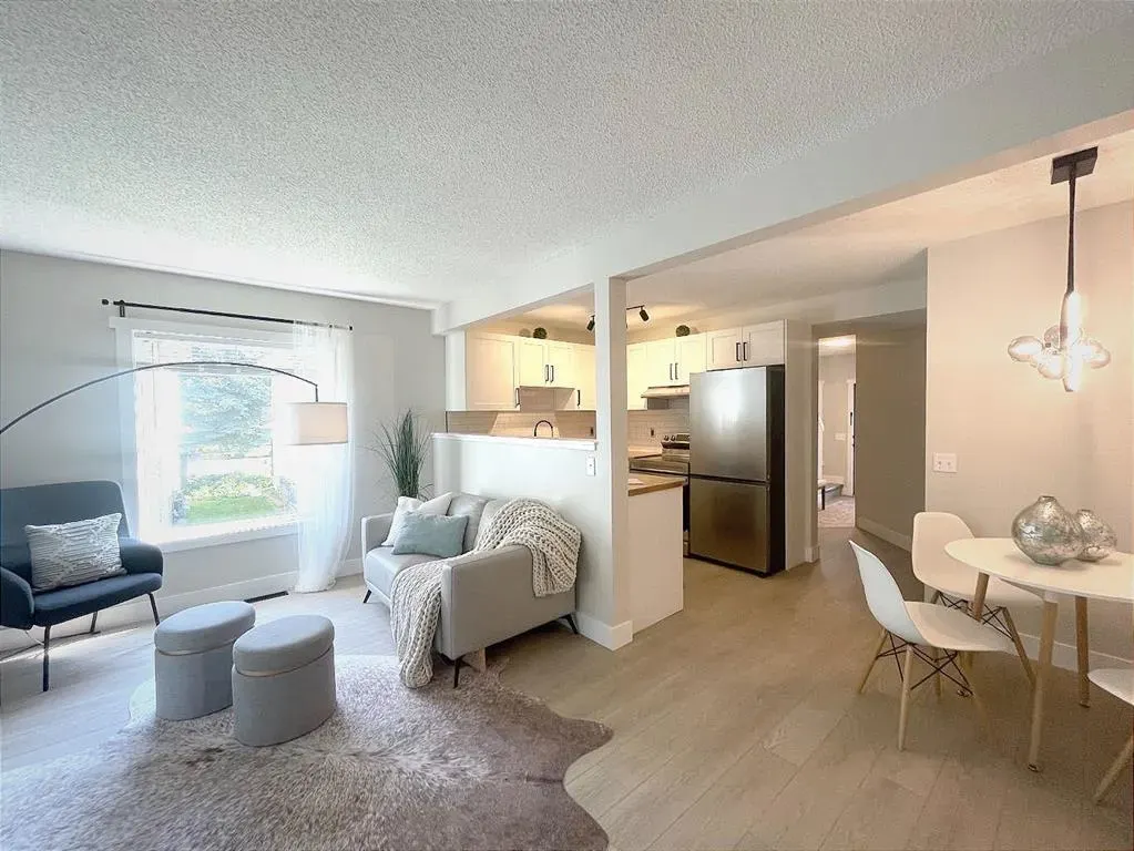 16 Millrise Green SW