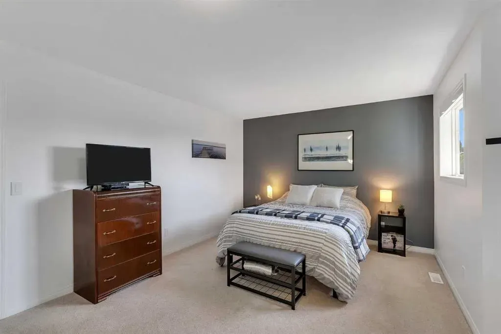 156 Canoe Drive SW, #6