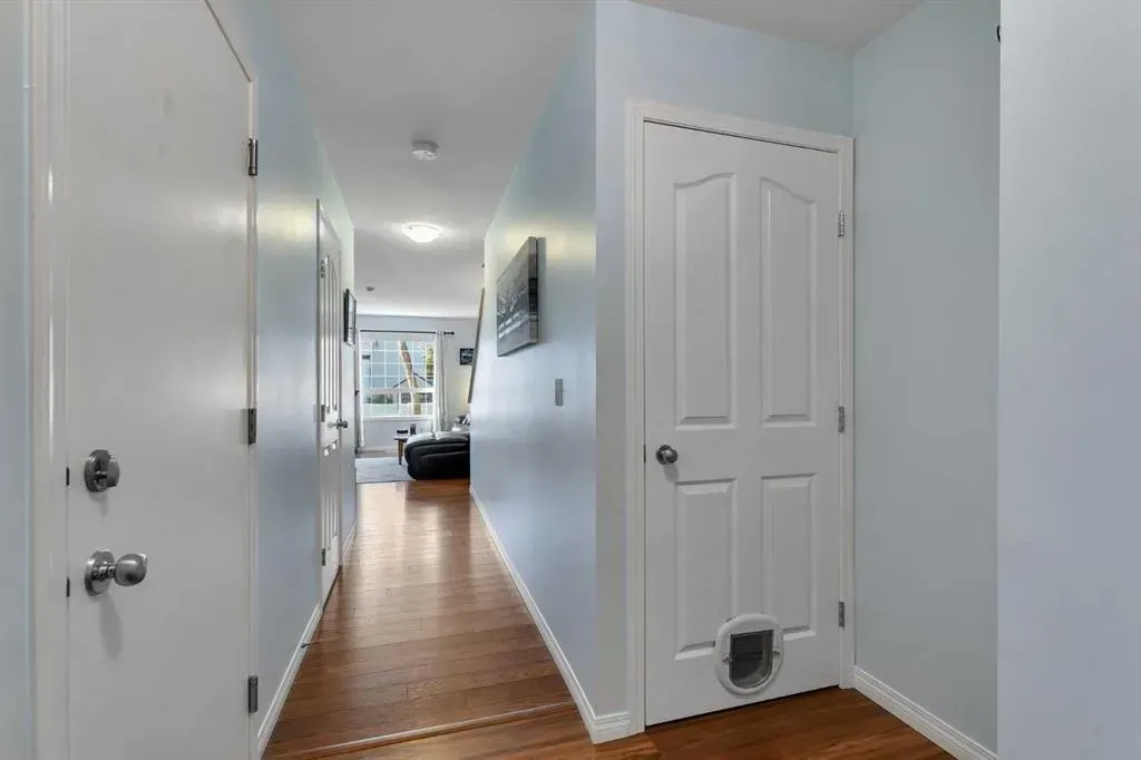 156 Canoe Drive SW, #6