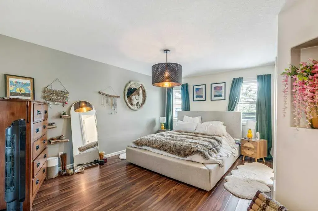 214 Mt Sundance Crescent