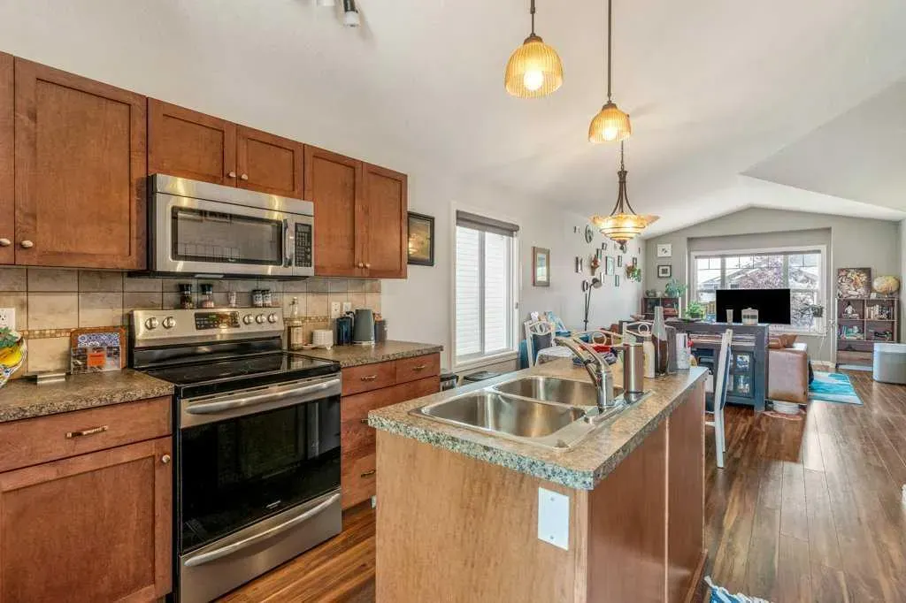 214 Mt Sundance Crescent