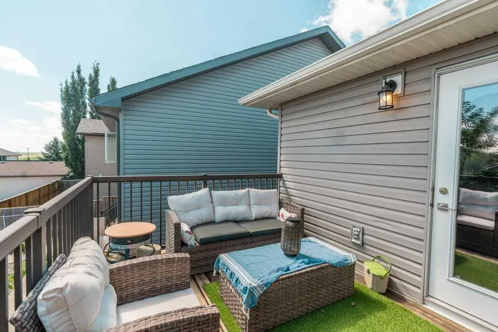 214 Mt Sundance Crescent