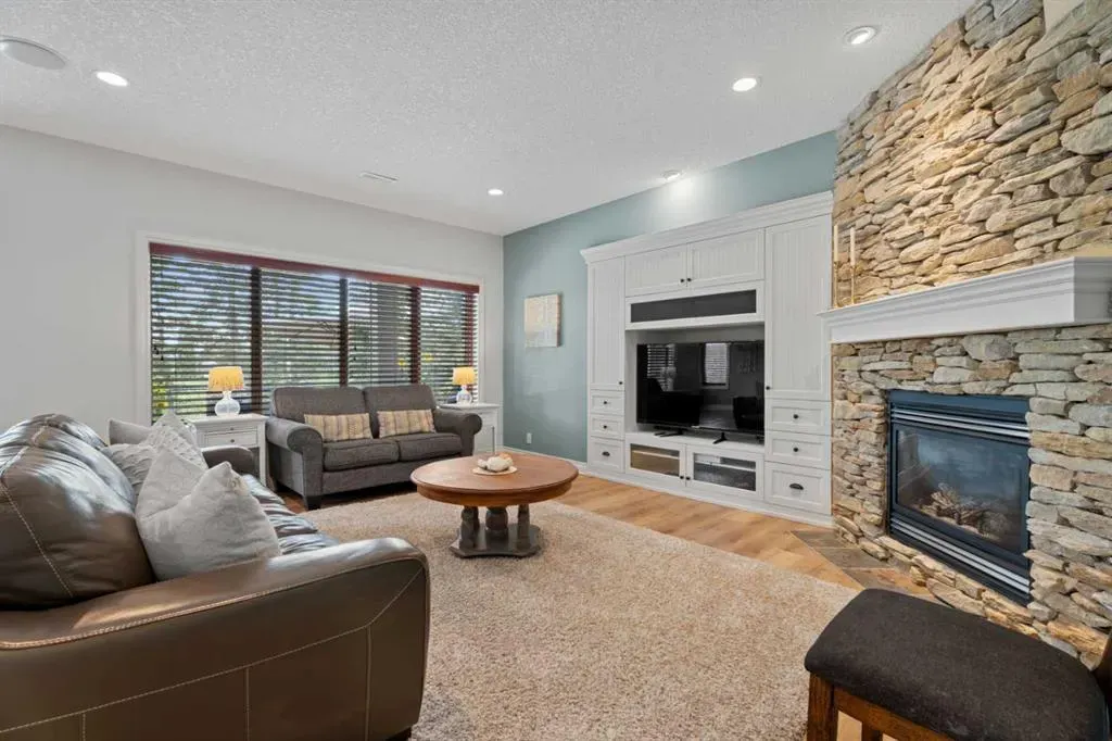 61 Crystal Green Drive
