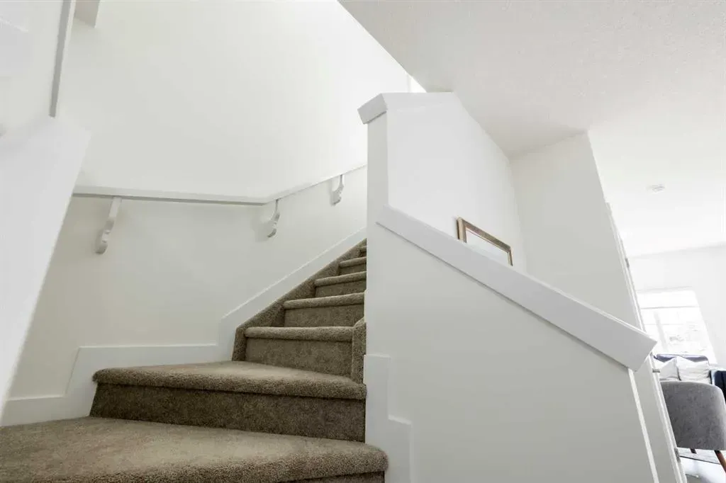 17 Heritage Manor