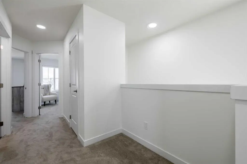 25 Heritage Manor