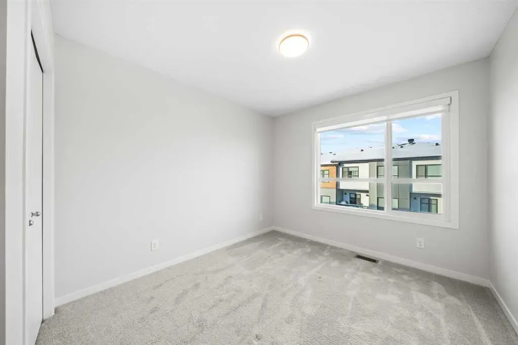 42 Cranbrook Gardens SE, #106