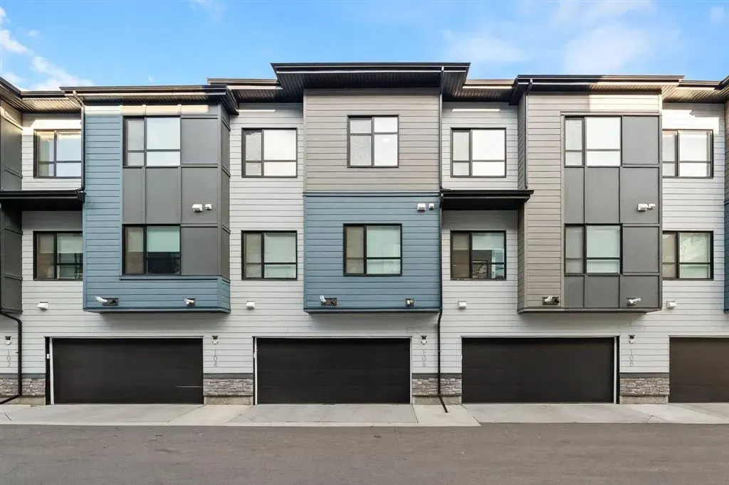 42 Cranbrook Gardens SE, #106