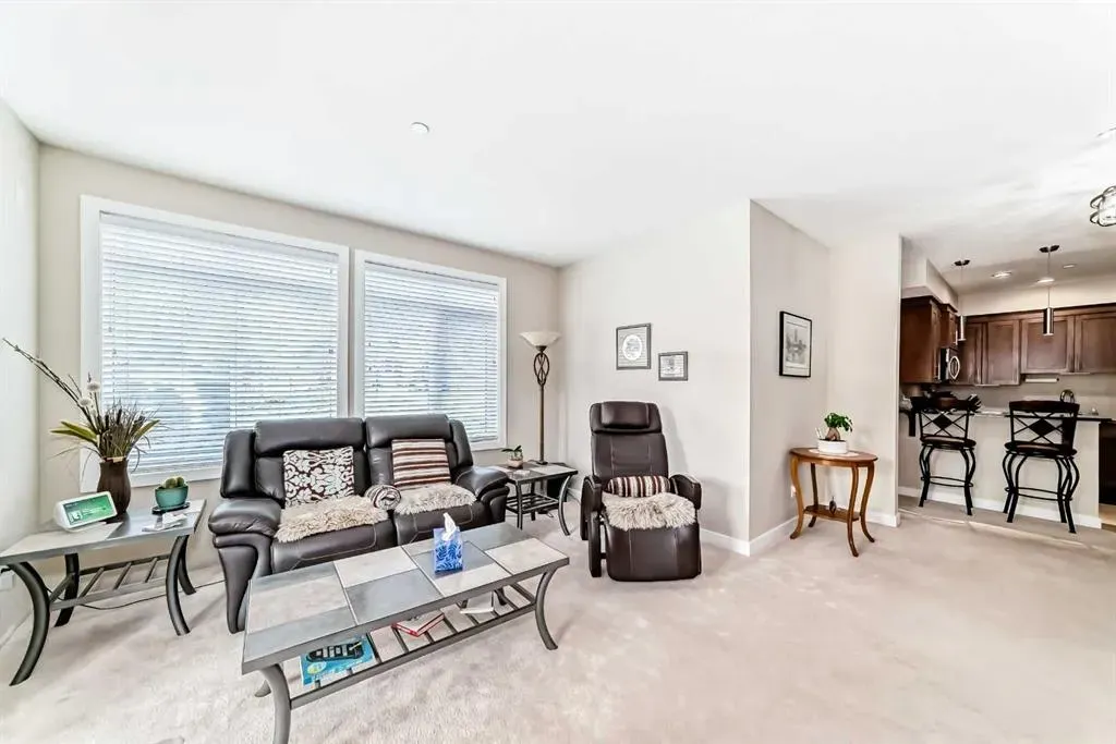 1005A Westmount Drive, #102