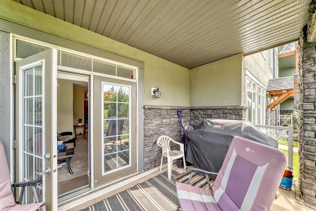 1005A Westmount Drive, #102