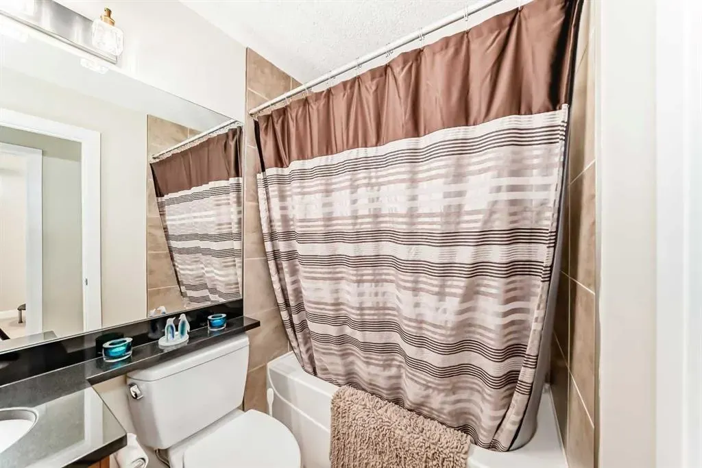 1005A Westmount Drive, #102