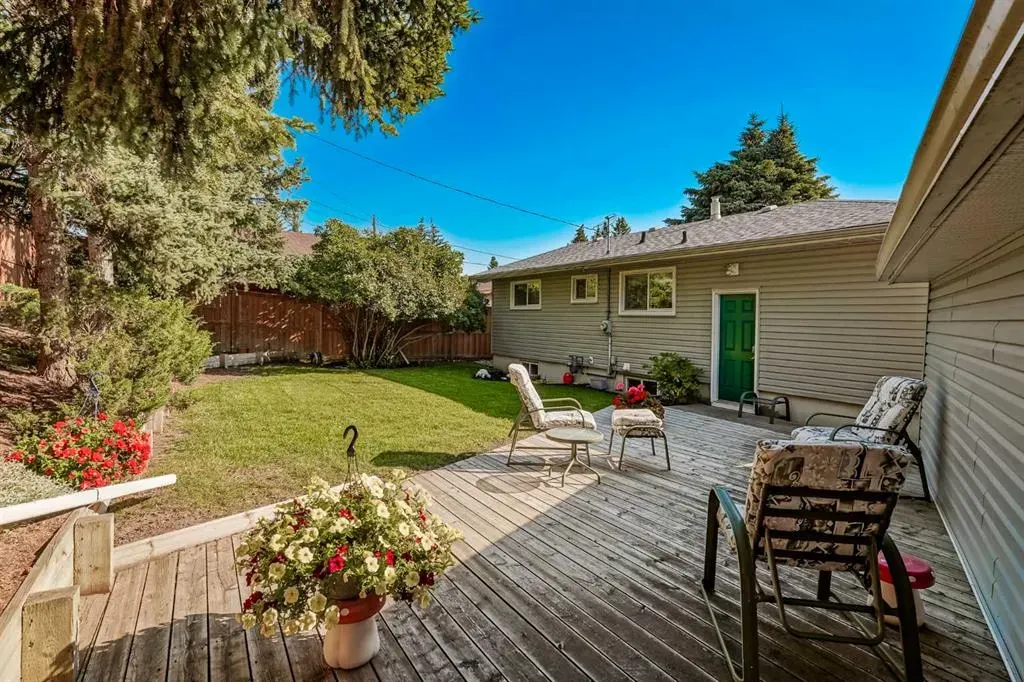 52 Hogarth Crescent SW