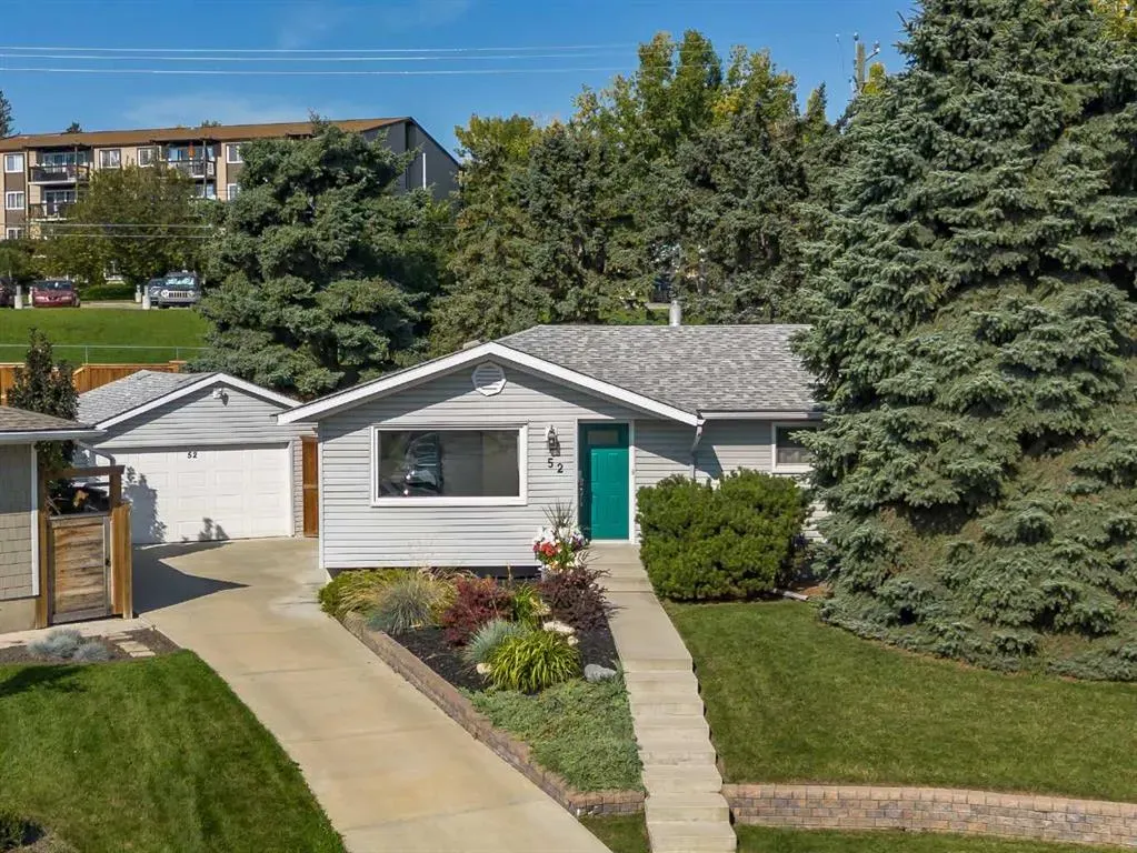 52 Hogarth Crescent SW