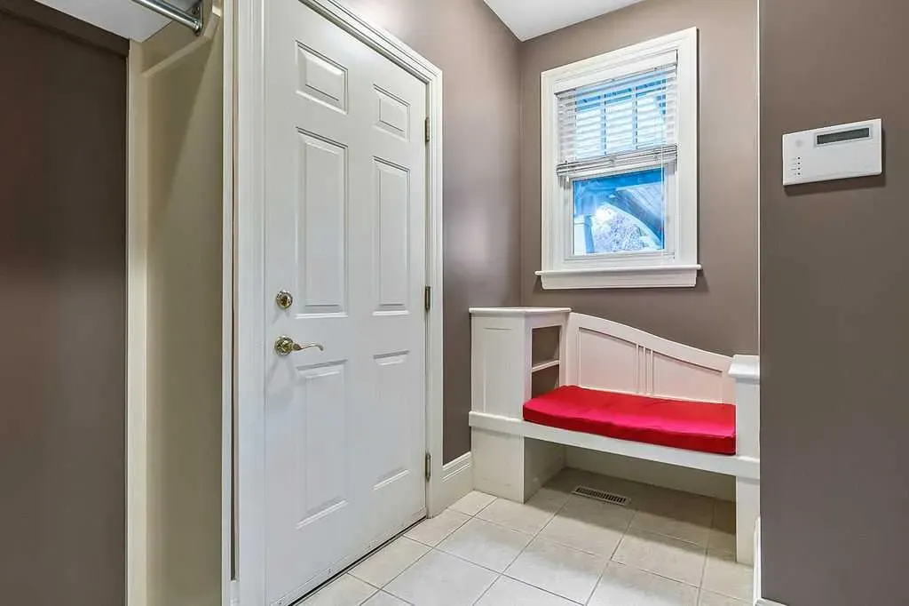 35 Summit Pointe Drive