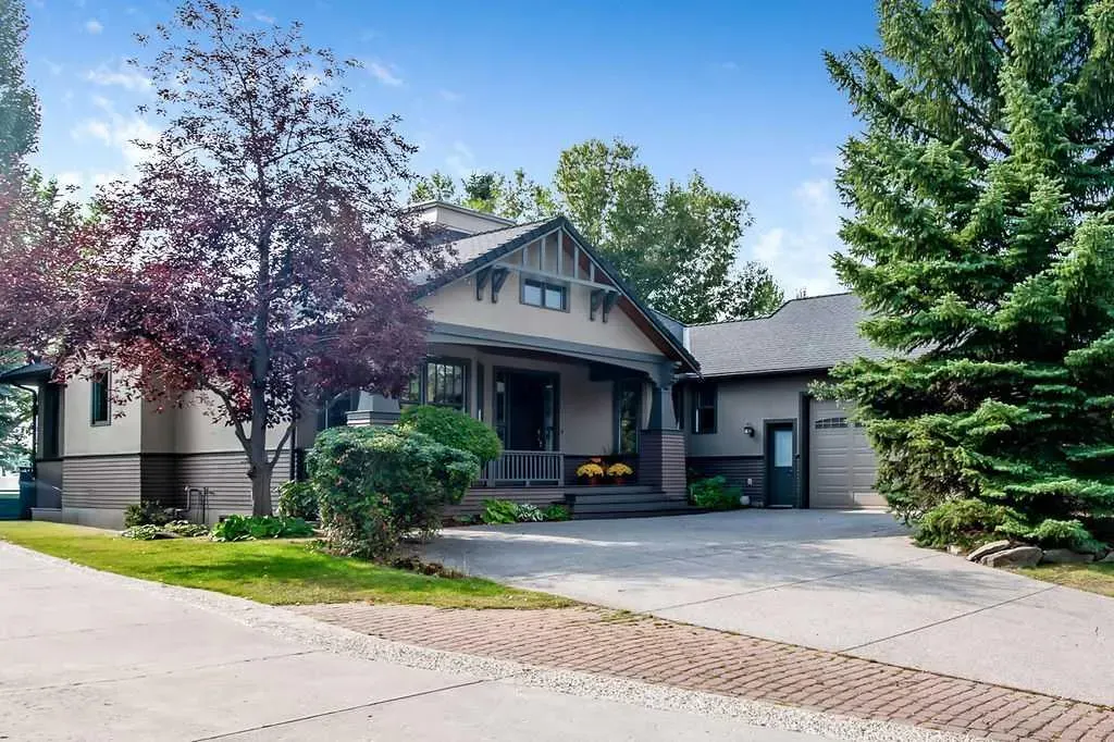 35 Summit Pointe Drive
