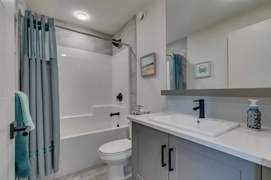 100 Walgrove Court SE, #3402