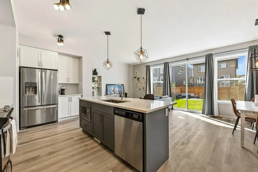 66 Magnolia Terrace SE