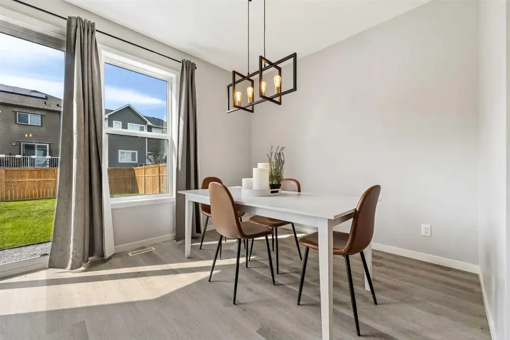 66 Magnolia Terrace SE