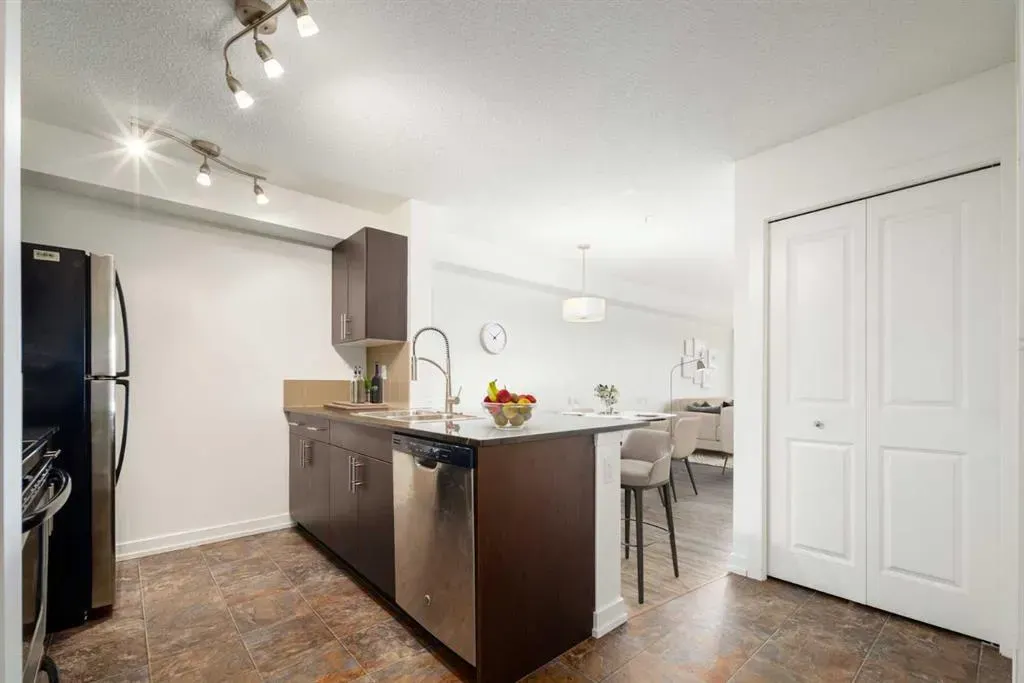 625 Glenbow Drive, #1211