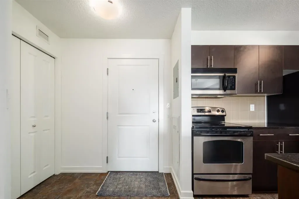625 Glenbow Drive, #1211