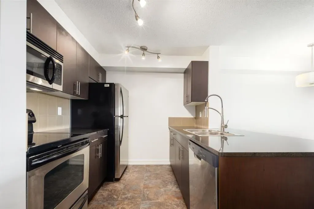 625 Glenbow Drive, #1211