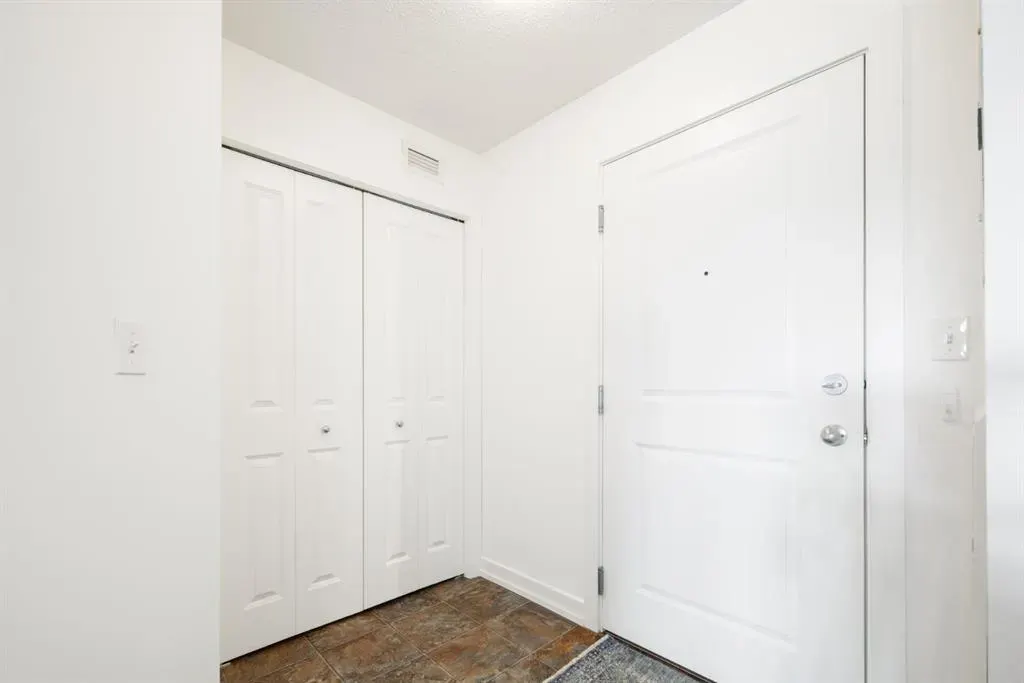 625 Glenbow Drive, #1211