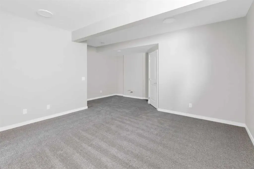 1130 Chinook Winds Circle SW