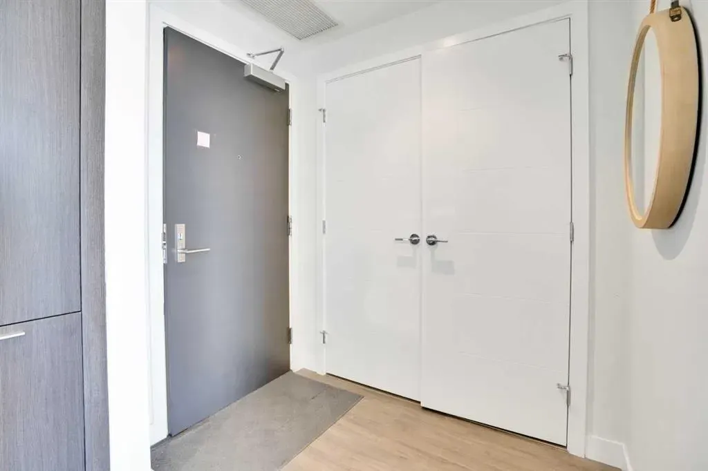 930 16 Avenue SW, #908